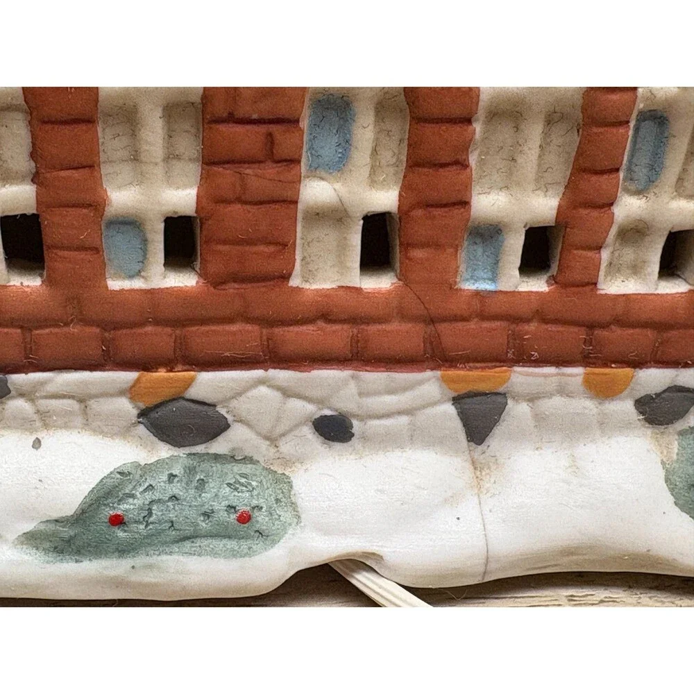 Vtg 1992 Summit Collection Lighted Hand Painted Porcelain Victorian Church